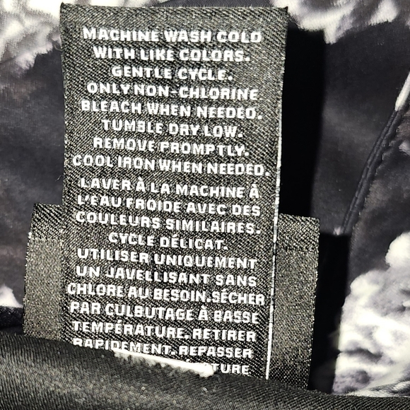 Prabal Gurung for Target Black Floral Skater Skirt NWT Pleated Sz 2 - Picture 11 of 13